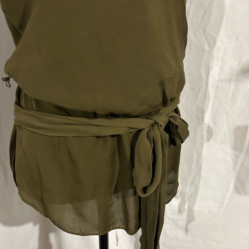 Olive green Silk Halter Tie Top with silk Belt Medium Haute Hippie - Picture 8 of 11